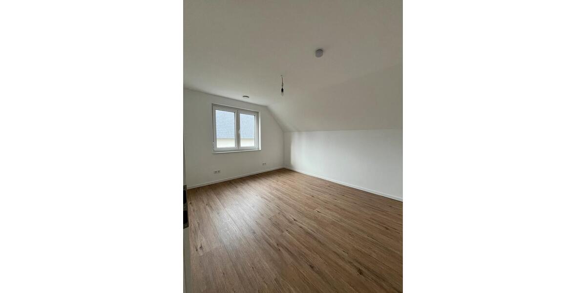 Einfamilienhaus Berlin Marzahn-Hellersdorf - 5 Zimmer, 115 m&sup2;, 2.300&euro; | Angebot:26039696