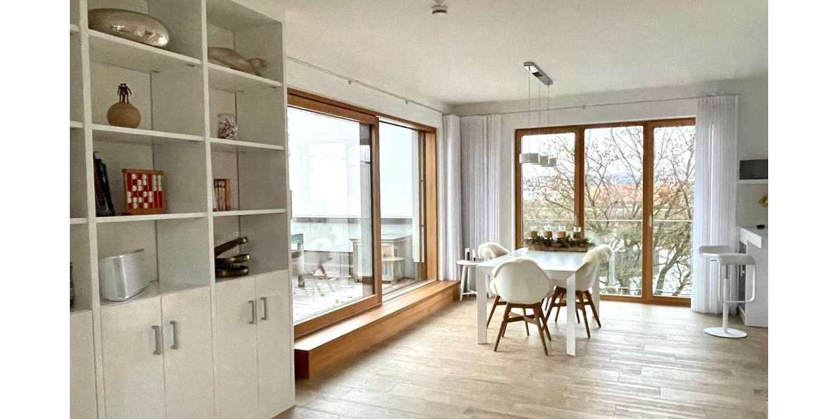 Wohnung zum Mieten in Regensburg 2.153 € 179 m² 4 zimmer