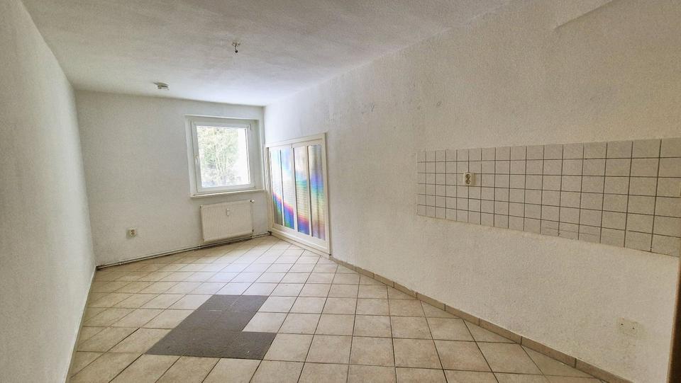 Erdgeschoßwohnung Wallhausen - 3 Zimmer, 95 m&sup2;, 450&euro; | Angebot:24801420