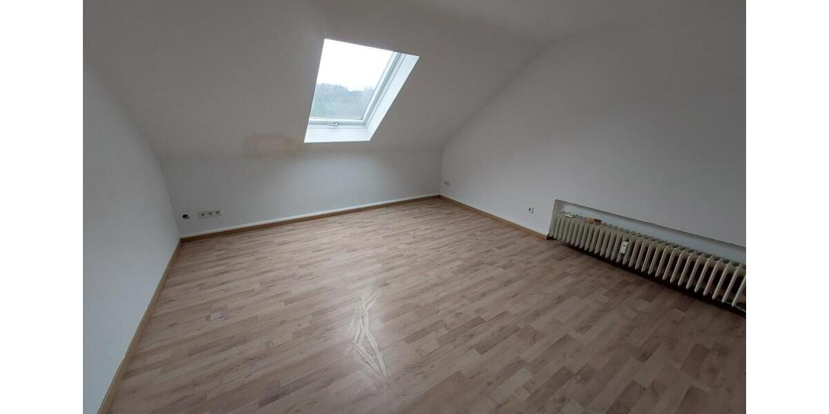 Dachgeschoßwohnung Marienheide - 2 Zimmer, 57 m&sup2;, 456&euro; | Angebot:25145456