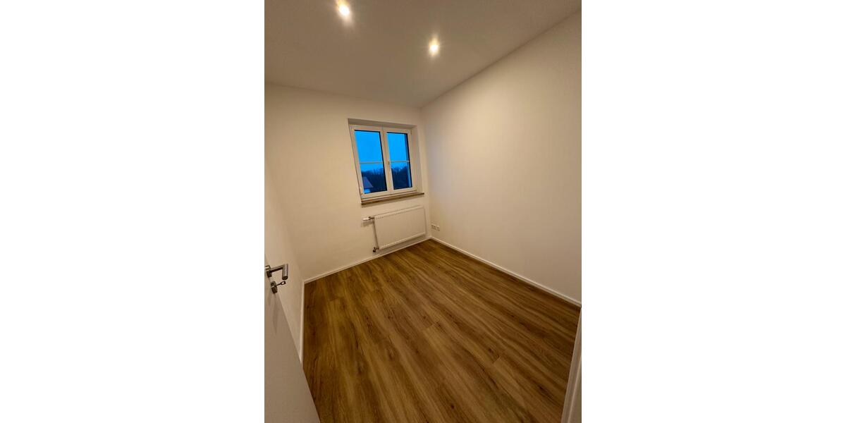 Etagenwohnung Kirchheim In Schwaben - 4 Zimmer, 94 m&sup2;, 998&euro; | Angebot:26272765