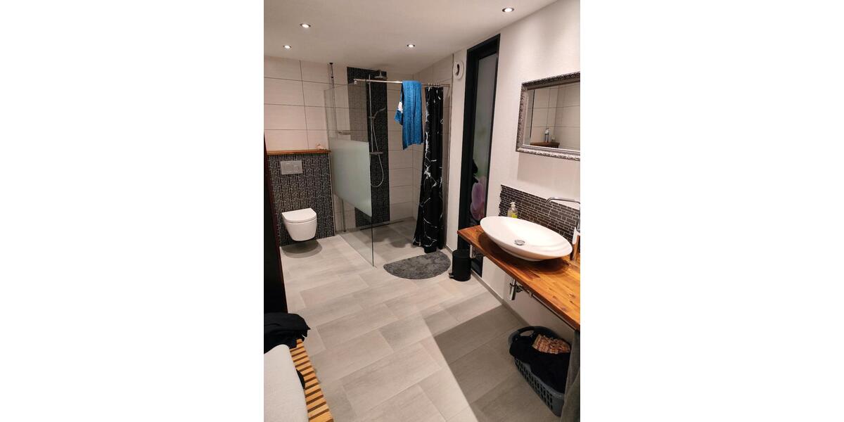 Erdgeschoßwohnung Hechingen - 3 Zimmer, 75 m&sup2;, 1.000&euro; | Angebot:24714852