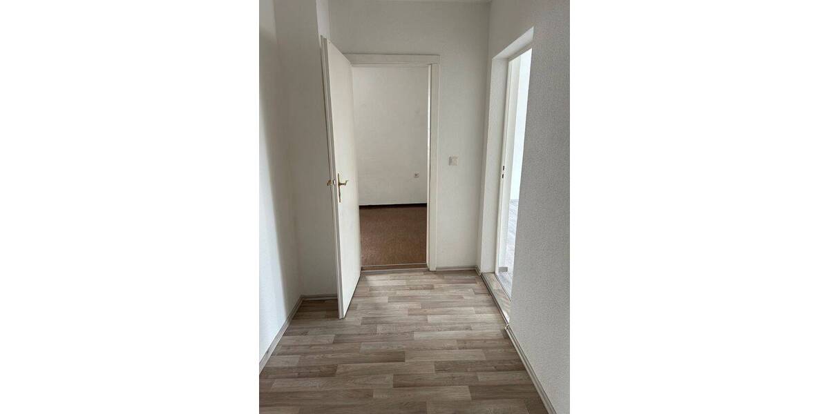 Etagenwohnung Strehla - 2 Zimmer, 49 m&sup2;, 271&euro; | Angebot:25819370