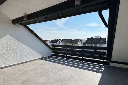 Wohnung Hochheim - 3 Zimmer, 84 m&sup2;, 1.170&euro; | Angebot:25829894