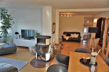 Wohnung zum Mieten in Rinteln 1.095 € 148 m² 4 zimmer