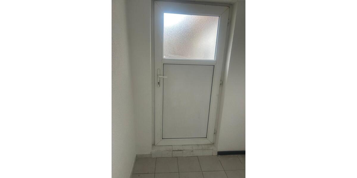 Erdgeschoßwohnung Schwalbach - 2 Zimmer, 60 m&sup2;, 650&euro; | Angebot:25639256