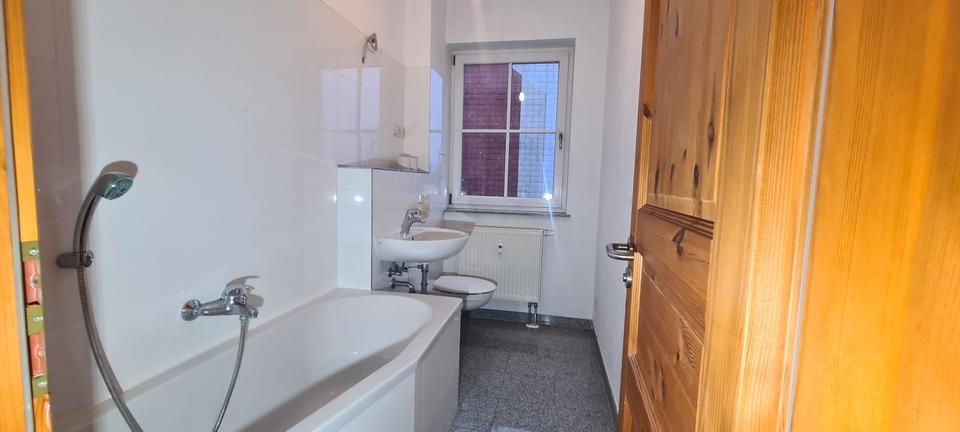 Etagenwohnung Grabowhöfe - 3 Zimmer, 65 m&sup2;, 449&euro; | Angebot:25973791