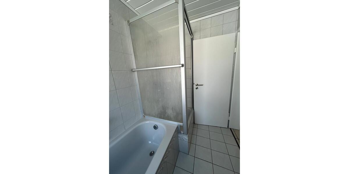 Etagenwohnung Balingen - 2 Zimmer, 90 m&sup2;, 900&euro; | Angebot:25987981