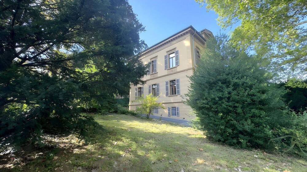 Etagenwohnung Wiesbaden Nordost - 4 Zimmer, 155 m&sup2;, 2.690&euro; | Angebot:26841296