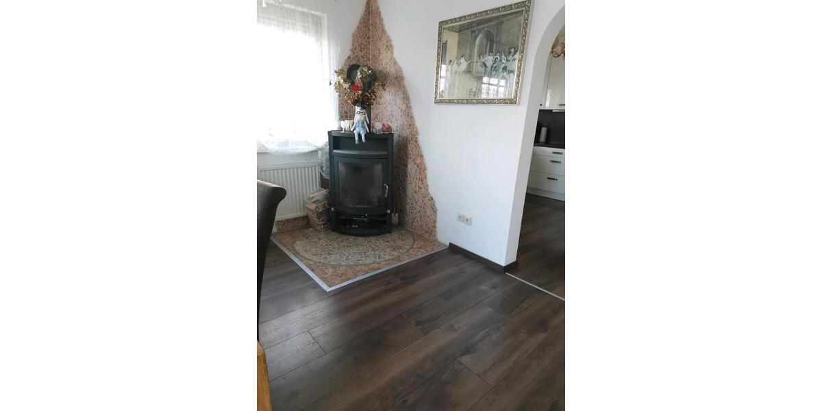 Etagenwohnung Dornstadt - 6 Zimmer, 136 m&sup2;, 1.500&euro; | Angebot:26035395