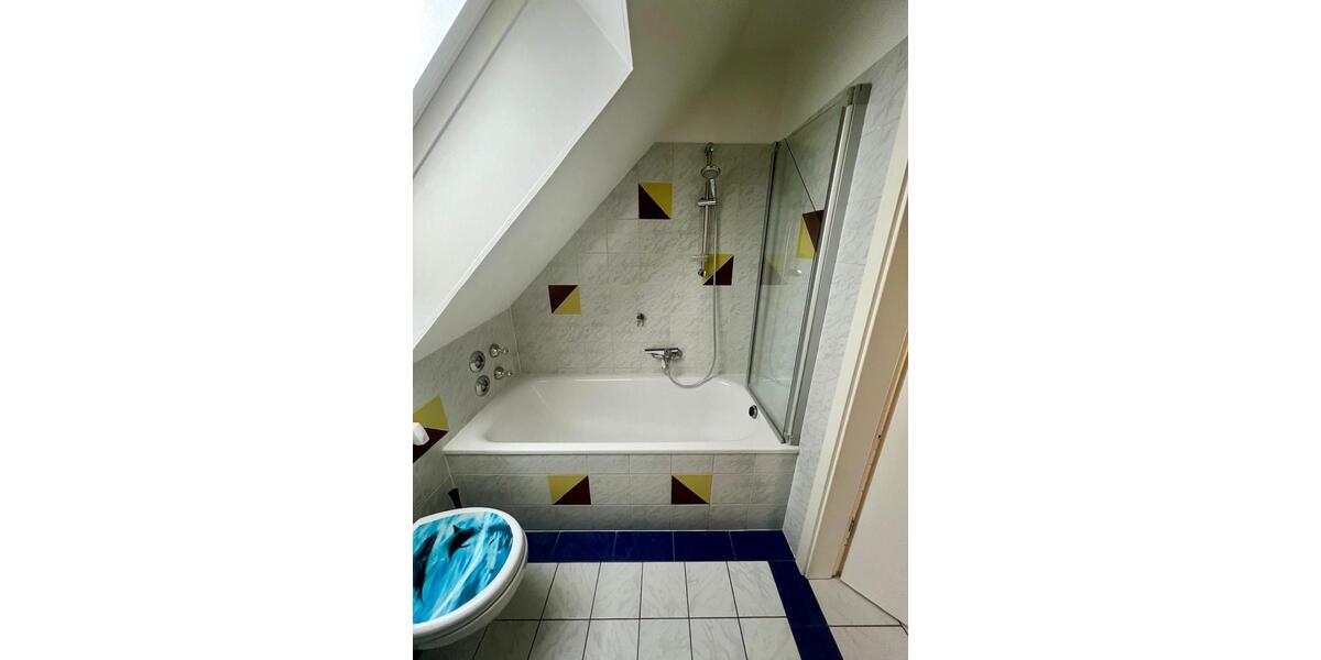 Dachgeschoßwohnung Oettingen in Bayern - 2 Zimmer, 42 m&sup2;, 400&euro; | Angebot:26038508