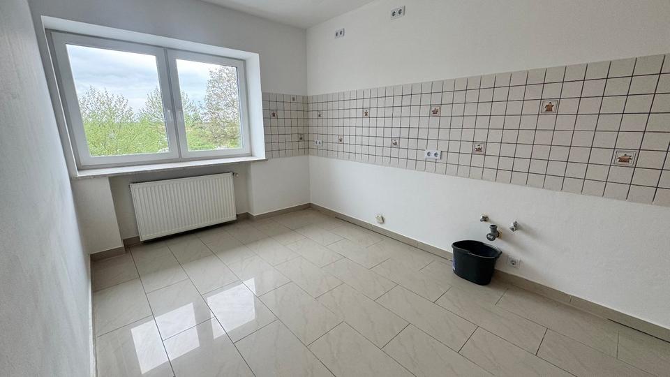 Hochparterre Berching - 3 Zimmer, 115 m&sup2;, 930&euro; | Angebot:26523225