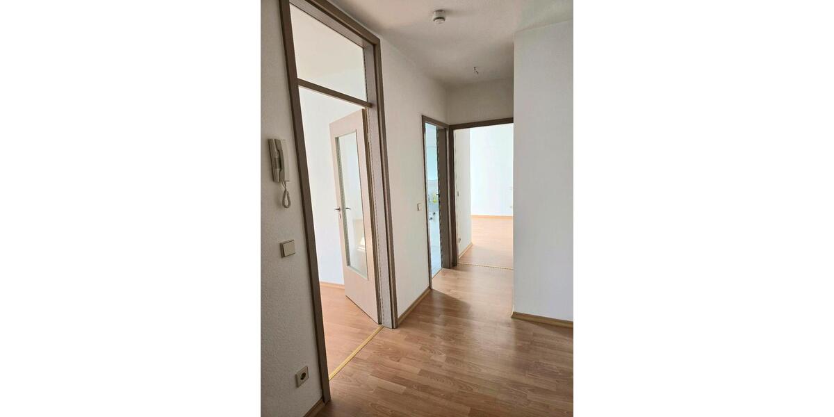 Etagenwohnung Bad Dürkheim - 2 Zimmer, 65 m&sup2;, 890&euro; | Angebot:25451396