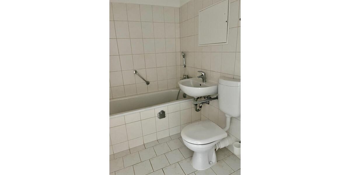 Etagenwohnung Oelsnitz (Vogtland) - 1 Zimmer, 41 m&sup2;, 246&euro; | Angebot:23863356