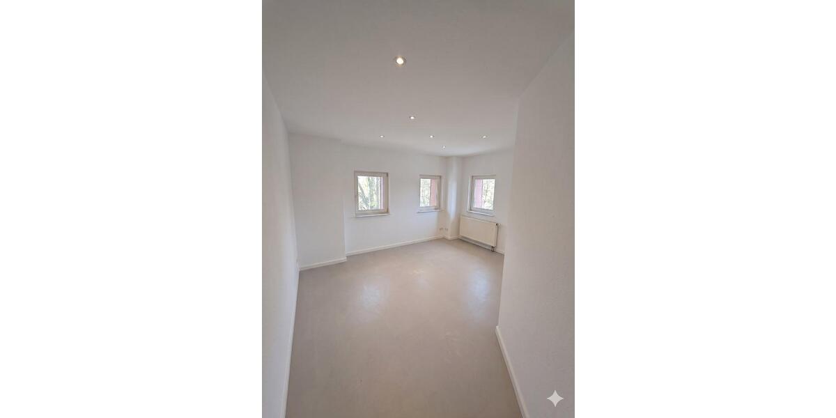 Dachgeschoßwohnung Bad Langensalza - 2 Zimmer, 76 m&sup2;, 700&euro; | Angebot:26577958