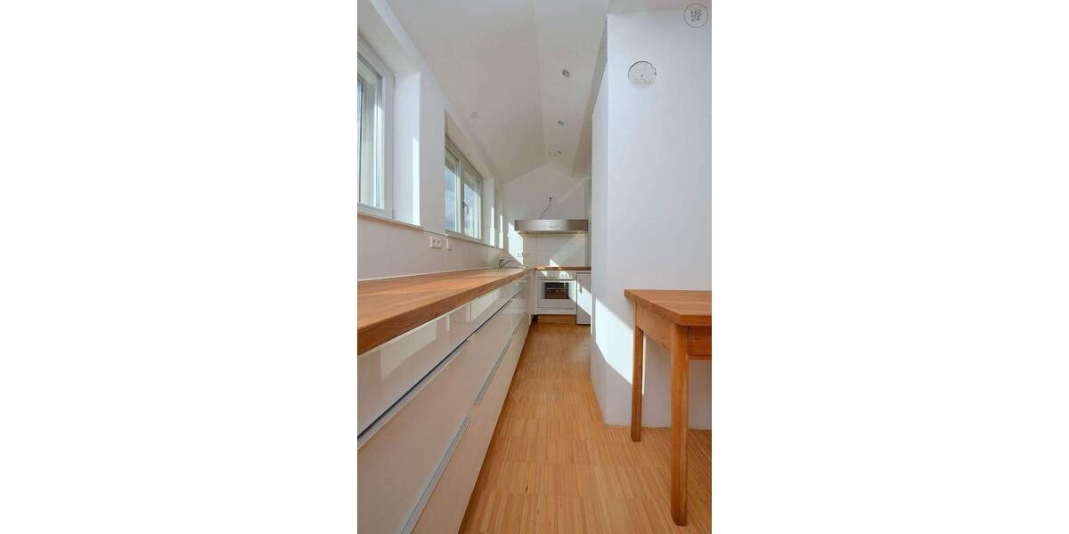 Etagenwohnung Stuttgart Bad Cannstatt - 2 Zimmer, 67 m&sup2;, 1.320&euro; | Angebot:25742830