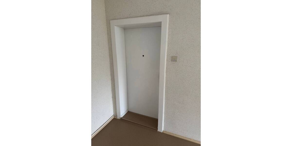 Etagenwohnung Bitterfeld-Wolfen Wolfen - 3 Zimmer, 85 m&sup2;, 500&euro; | Angebot:25736742