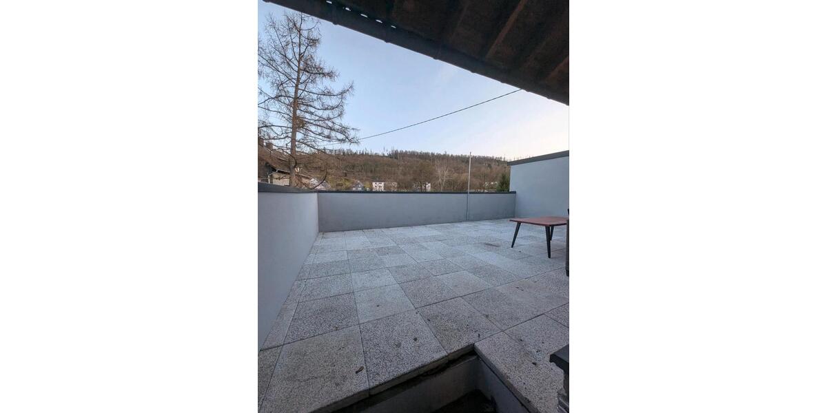 Etagenwohnung Siegen - 4.5 Zimmer, 105 m&sup2;, 100&euro; | Angebot:25258830