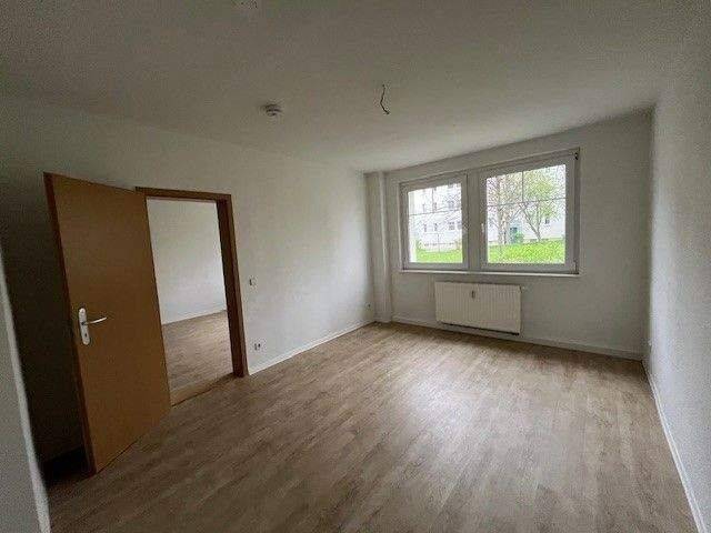 Etagenwohnung Zwickau Eckersbach - 2 Zimmer, 47 m&sup2;, 249&euro; | Angebot:26826594