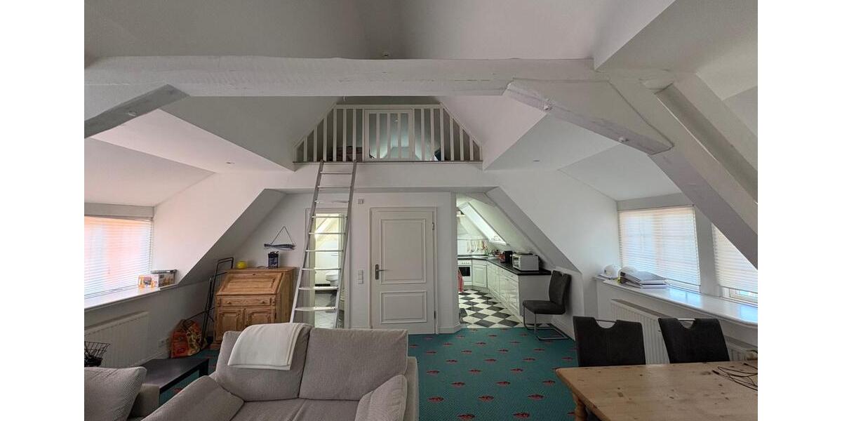 Dachgeschoßwohnung Sylt - 3 Zimmer, 85 m&sup2;, 1.850&euro; | Angebot:26560606