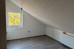 Dachgeschoßwohnung Aalen Attenhofen - 3 Zimmer, 75 m&sup2;, 850&euro; | Angebot:25844622