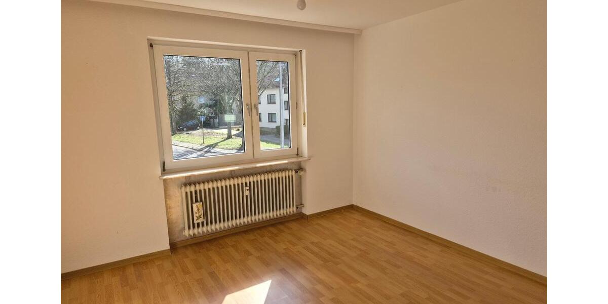 Etagenwohnung Saarbrücken West - 3 Zimmer, 70 m&sup2;, 600&euro; | Angebot:25294828