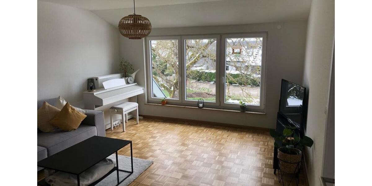 Dachgeschoßwohnung Waldenburg - 2.5 Zimmer, 65 m&sup2;, 730&euro; | Angebot:24842592