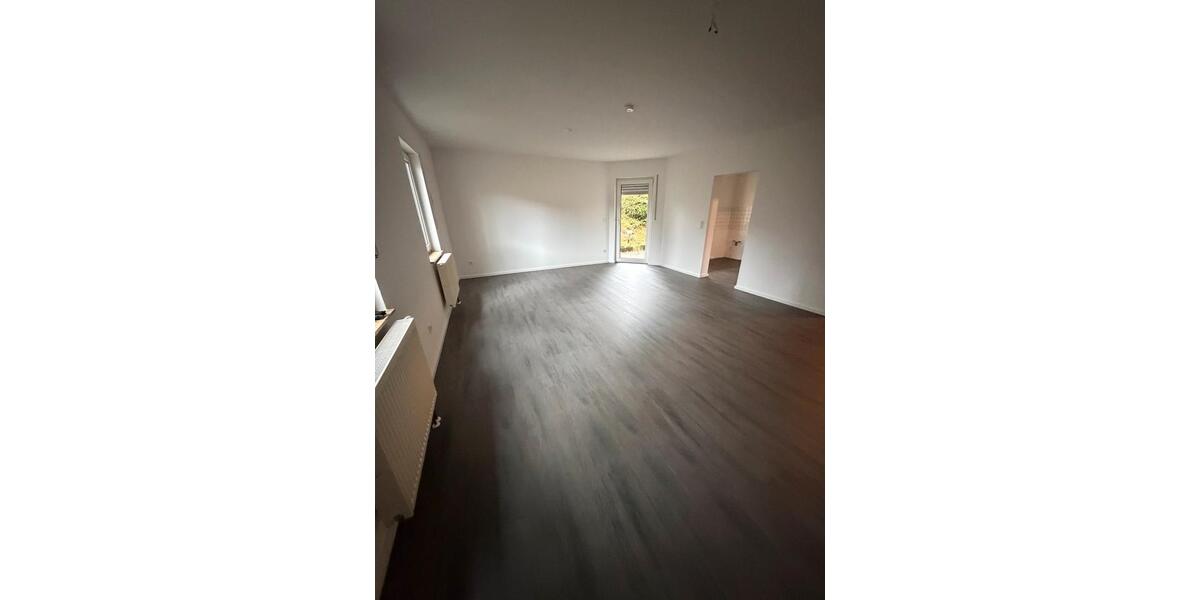 Erdgeschoßwohnung Eppelborn - 3 Zimmer, 84 m&sup2;, 750&euro; | Angebot:25157891