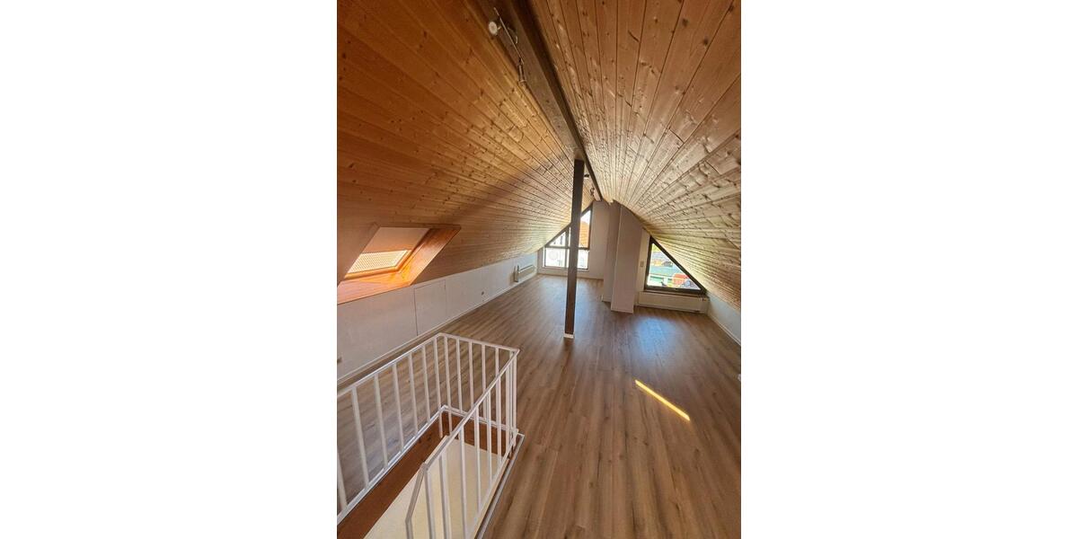 Maisonettenwohnung Markgröningen - 3 Zimmer, 115 m&sup2;, 1.150&euro; | Angebot:26022112