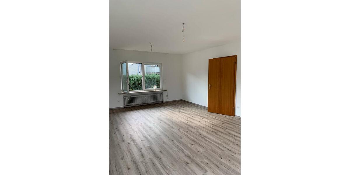 Einfamilienhaus Mudersbach - 3 Zimmer, 150 m&sup2;, 1.600&euro; | Angebot:26025467