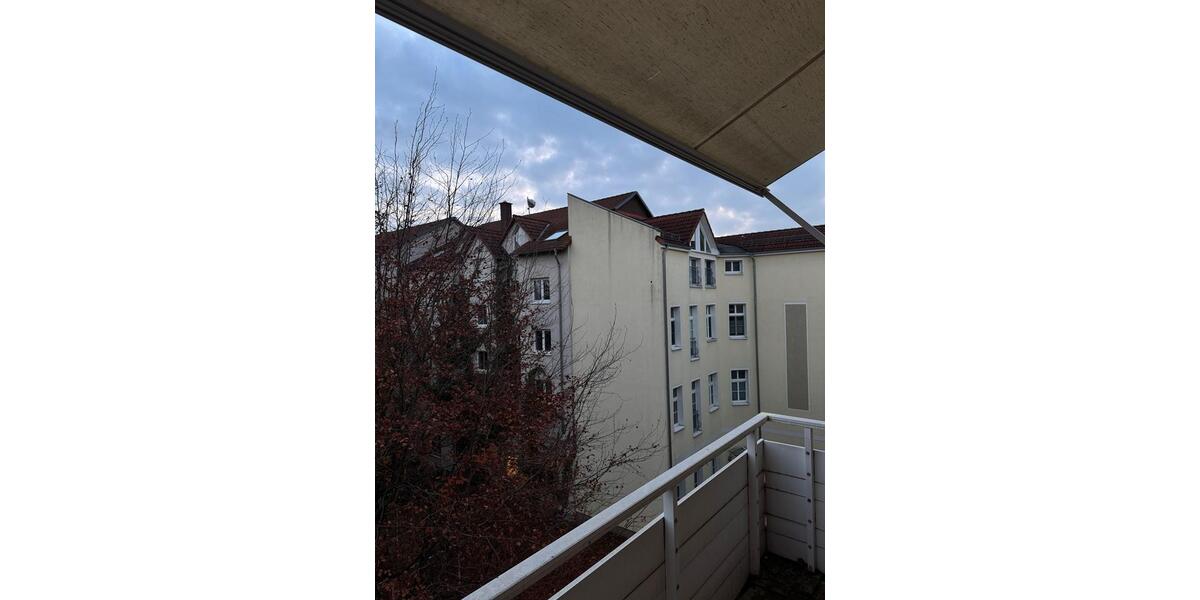 WG Zimmer ab 1.12 zur Untermiete möbliert nähe der Uni 1 zimmer