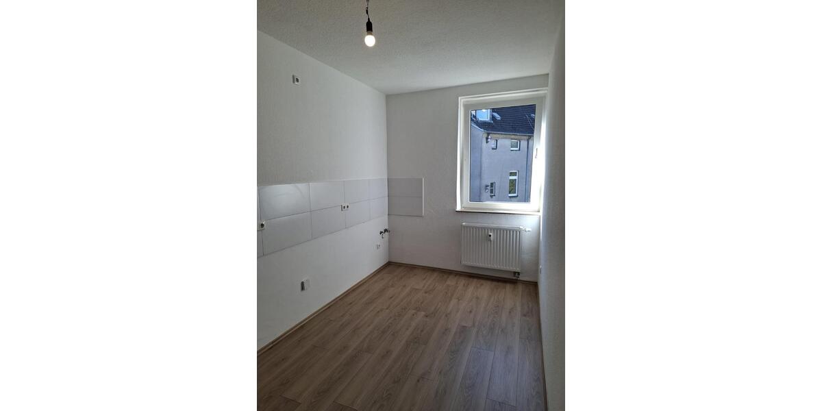 Etagenwohnung Gelsenkirchen Gelsenkirchen-Mitte - 2 Zimmer, 54 m&sup2;, 390&euro; | Angebot:22475619