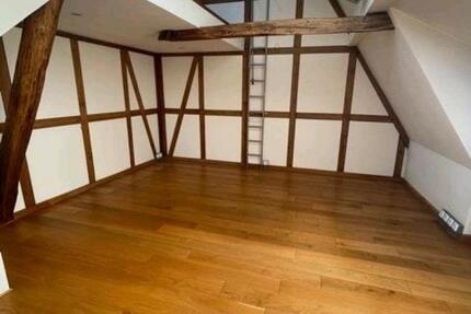 Einzigartiges Haus unter Baudenkmal am Nikolaikirchhof MIETEN 3 zimmer