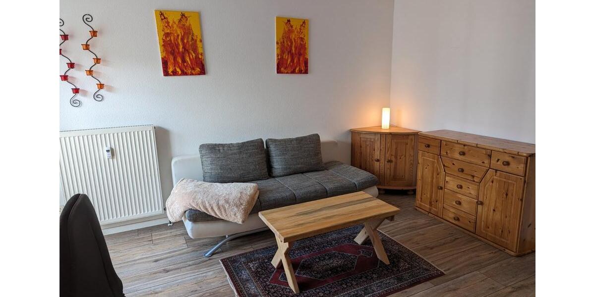 Erdgeschoßwohnung Seybothenreuth - 1.5 Zimmer, 28 m&sup2;, 350&euro; | Angebot:26281621