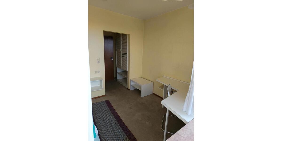 1 Zimmer Apartment mit Balkon 1 zimmer