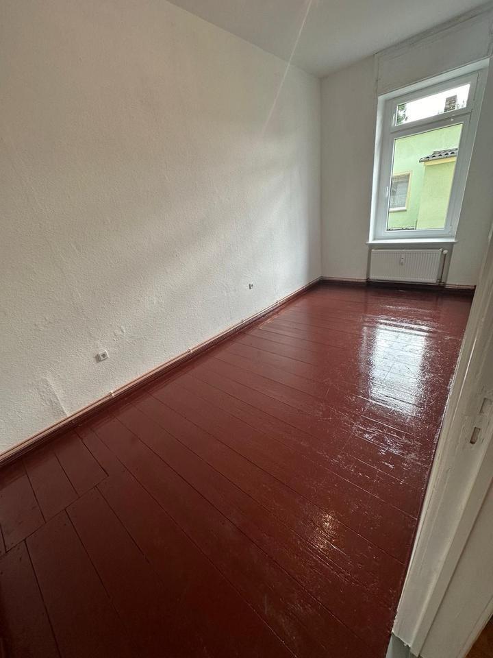 EG, zentrale Lage, EBK, 65qm ab sofort verfügbar