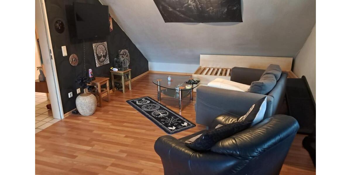 Schöne Dachgeschoss Wohnung in Wilnsdorf-Rudersdorf zu vermeieten 1 zimmer