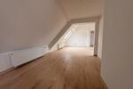 Dachgeschoßwohnung Bendorf - 2.5 Zimmer, 70 m&sup2;, 900&euro; | Angebot:25406738