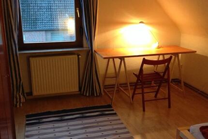 Wohnen auf Zeit Jever - 1 Zimmer, 12 m&sup2;, 400&euro; | Angebot:24763553