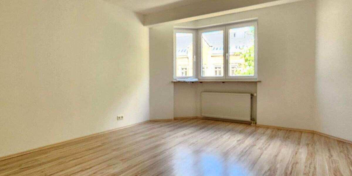 Etagenwohnung Coburg - 2 Zimmer, 60 m&sup2;, 580&euro; | Angebot:25097020