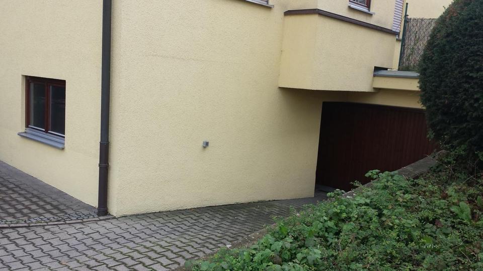 Dachgeschoßwohnung Leonberg - 2 Zimmer, 40 m&sup2;, 980&euro; | Angebot:26636250