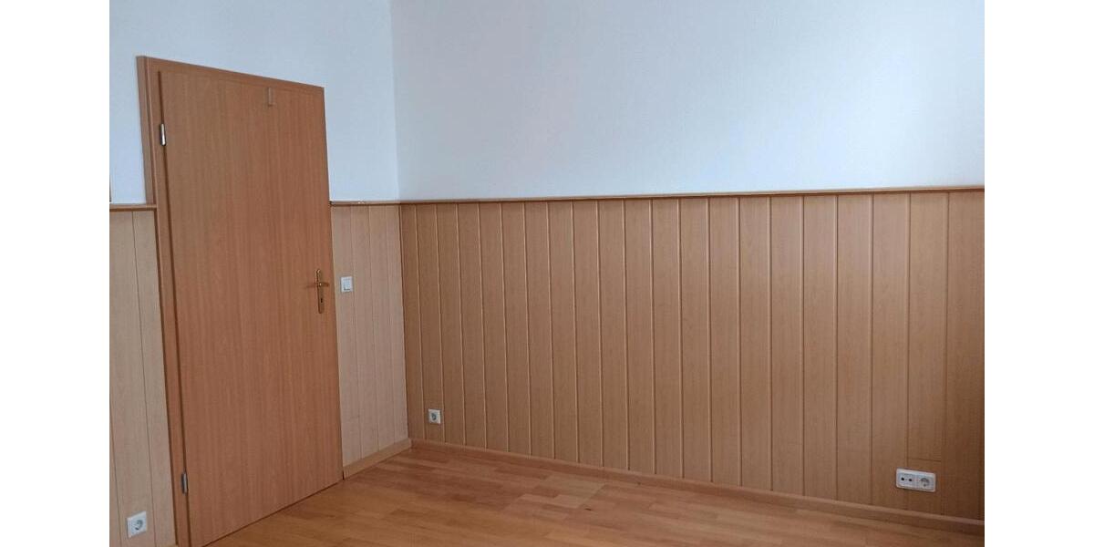 Erdgeschoßwohnung Schleusingen - 2 Zimmer, 70 m&sup2;, 520&euro; | Angebot:24562689