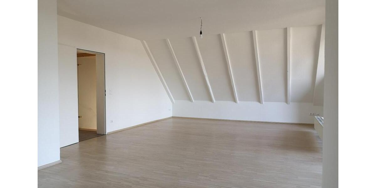 RAUMWUNDER - Großzügiges Einfamilienhaus mit Charme 4 zimmer