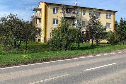 Wohnung Staßfurt - 2.5 Zimmer, 53 m&sup2;, 330&euro; | Angebot:23661212