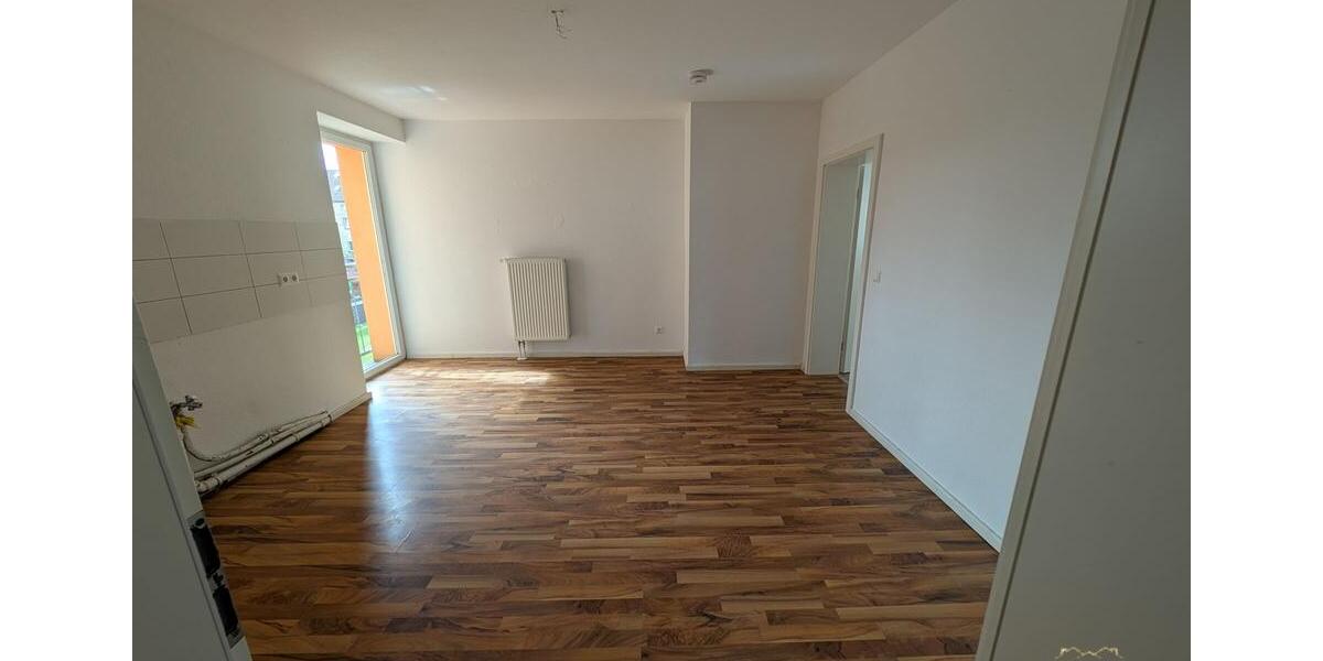 Etagenwohnung Bitterfeld-Wolfen Bitterfeld - 4 Zimmer, 92 m&sup2;, 650&euro; | Angebot:26442517