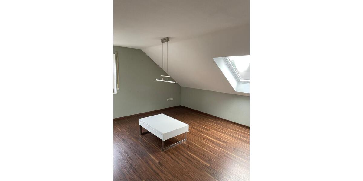 Dachgeschoßwohnung Oberroth - 4 Zimmer, 130 m&sup2;, 1.050&euro; | Angebot:26551219