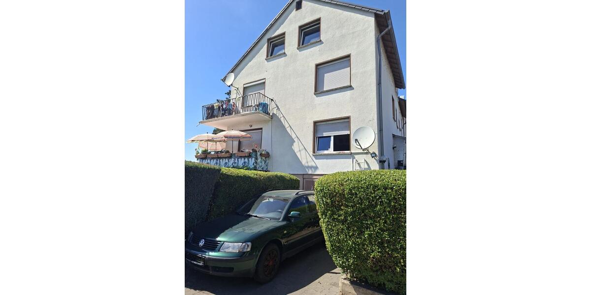 Dachgeschoßwohnung Vallendar - 3 Zimmer, 90 m&sup2;, 900&euro; | Angebot:26702389