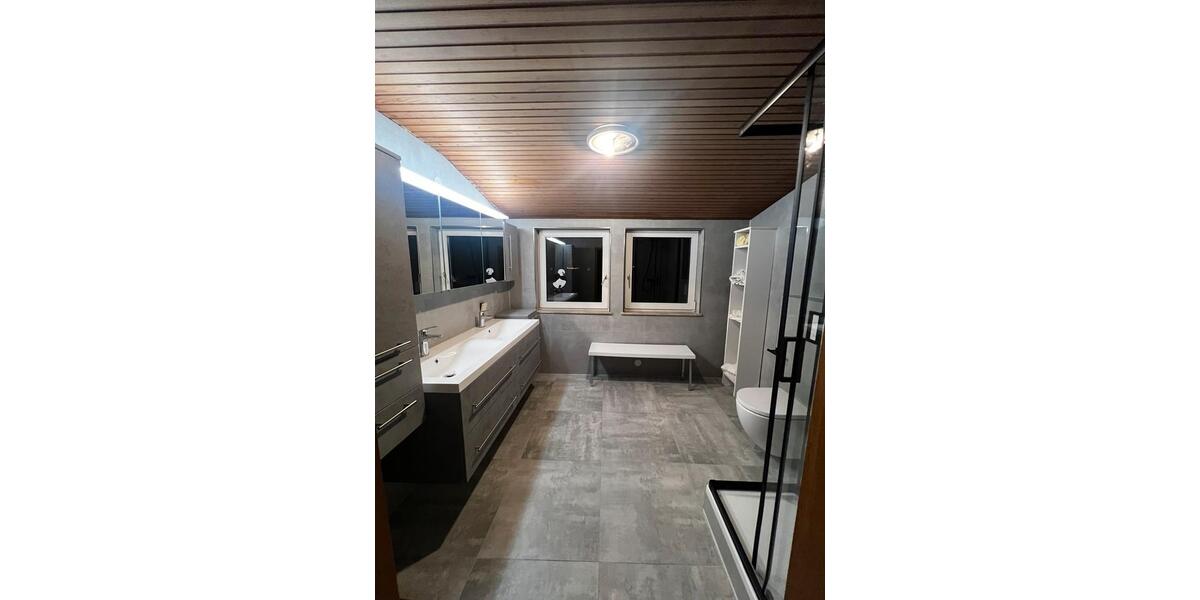 Wohnen auf Zeit Bremen Häfen - 25 Zimmer, 180 m&sup2;, 500&euro; | Angebot:25830816