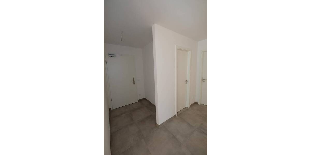 Etagenwohnung Frankfurt am Main Innenstadt - 2 Zimmer, 61 m&sup2;, 1.400&euro; | Angebot:26113075