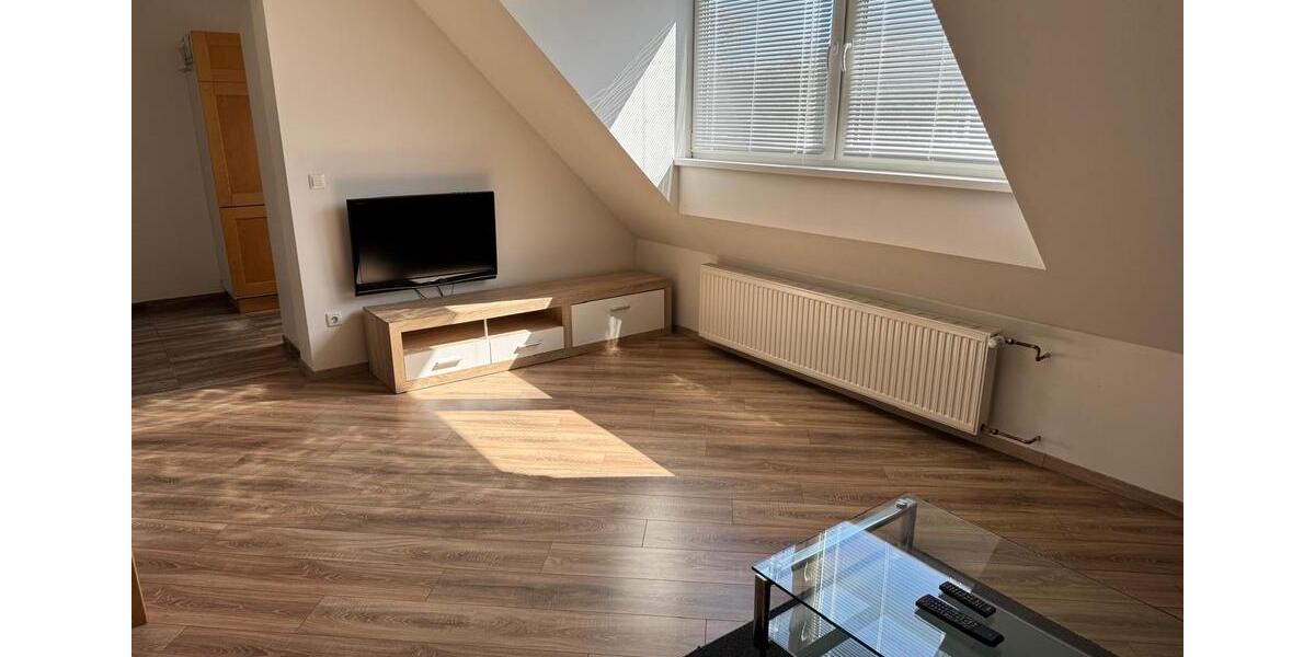Dachgeschoßwohnung Berlin Neukölln - 2 Zimmer, 56 m&sup2;, 1.850&euro; | Angebot:26356566
